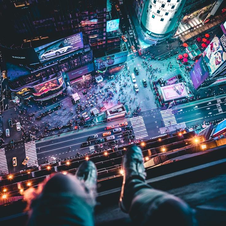 Family routine and school logistics in Florence